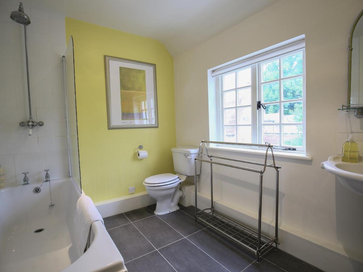 Kettle Cottage Chipping Campden Bagian luar foto